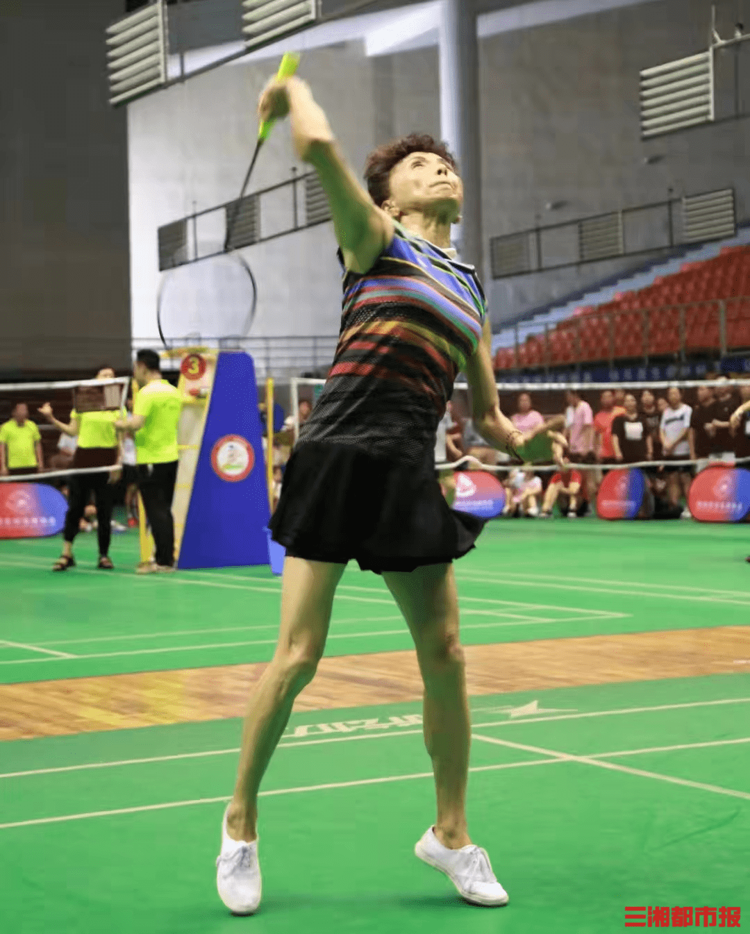 爱游戏-关于羽毛球总决赛掀起高潮,三湘巨龙队翻盘辽东迅豹队,战至最后一刻——目标直指冠军的信息