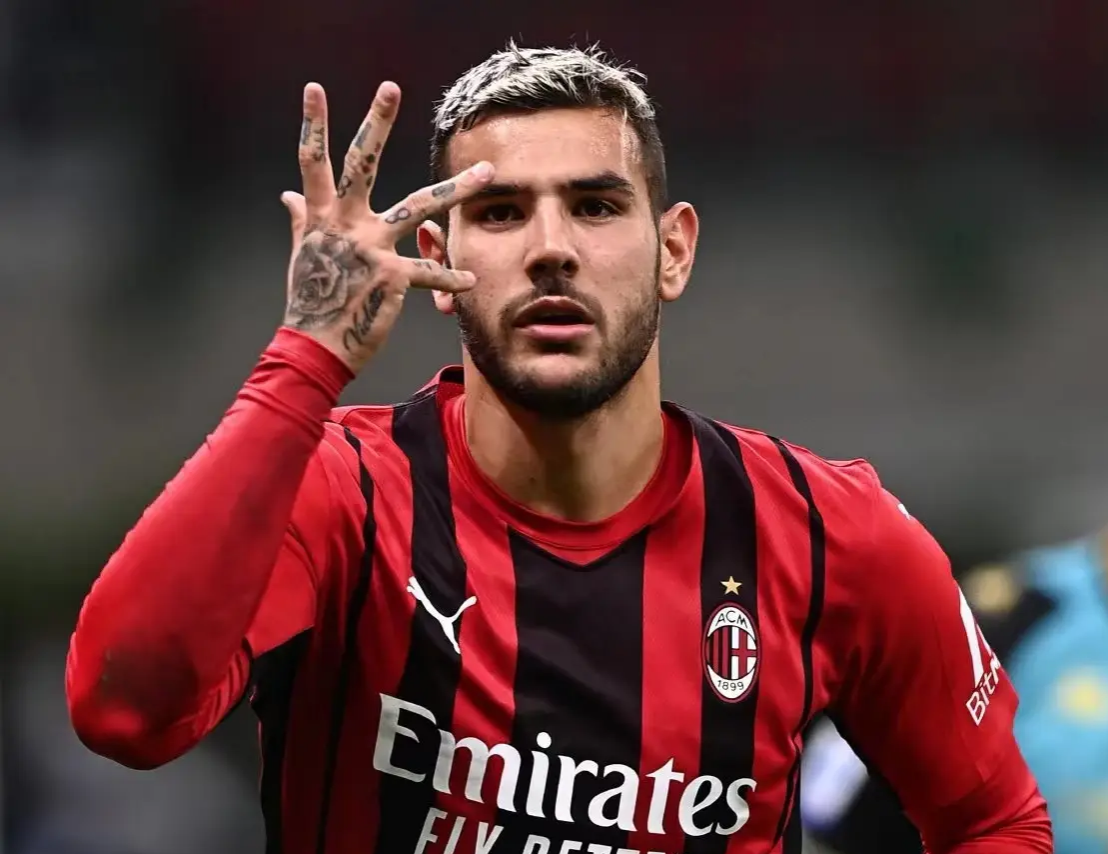 爱游戏-包含赛前意甲传出新动向,AC米兰战术微调,管理层表态:震撼外界,更衣室氛围转暖的词条