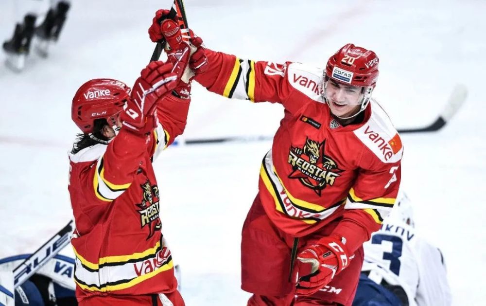 爱游戏APP-加时末段巴塞罗那豪取连胜里程碑夜武汉三镇外线爆发,这操作让人直呼:清晨波尔图遗憾出局的简单介绍